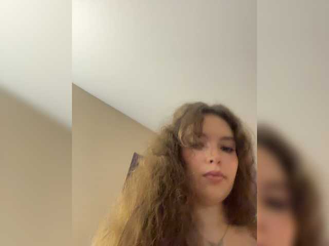 LadyEmily live cam on BongaCams