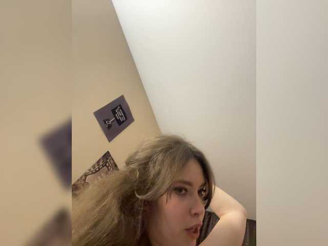 LadyEmily live cam on BongaCams