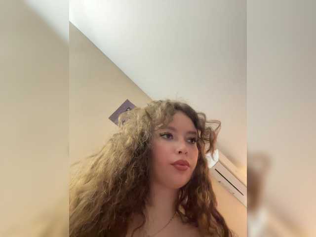LadyEmily live cam on BongaCams