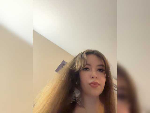 LadyEmily live cam on BongaCams