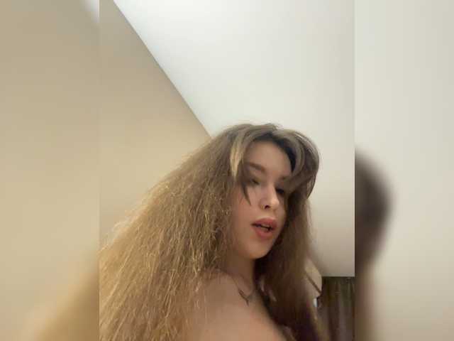 LadyEmily live cam on BongaCams