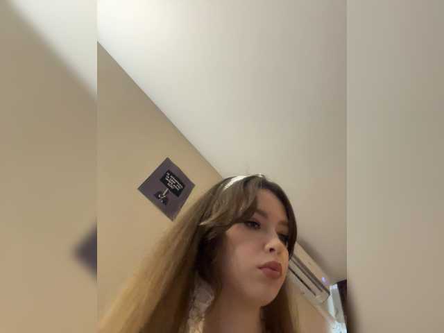 LadyEmily live cam on BongaCams