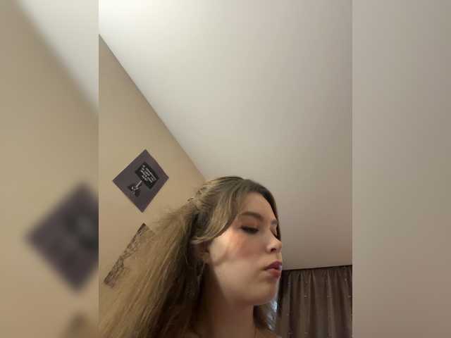 LadyEmily live cam on BongaCams