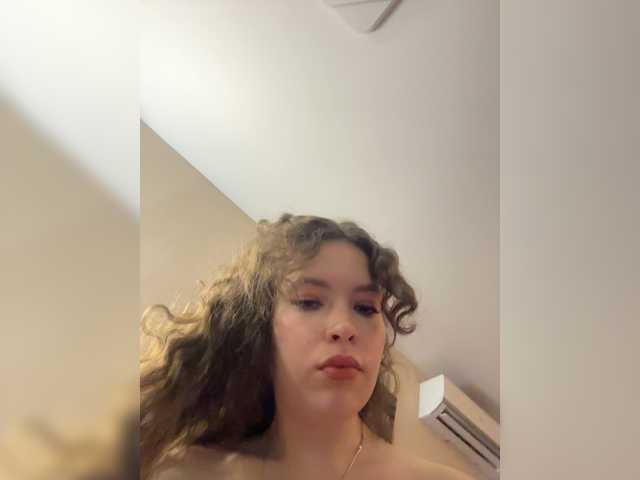 LadyEmily live cam on BongaCams