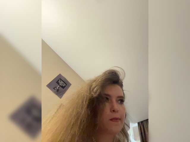 Live трансляция YourLadyyy - slutnetki.online