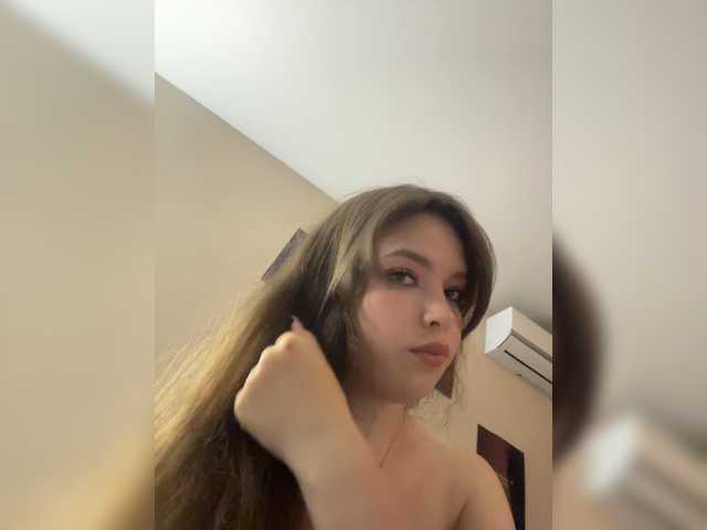 LadyEmily live cam on BongaCams