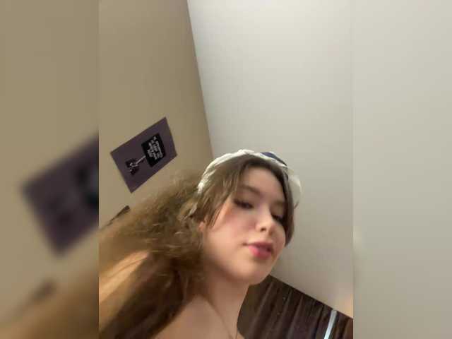 LadyEmily live cam on BongaCams
