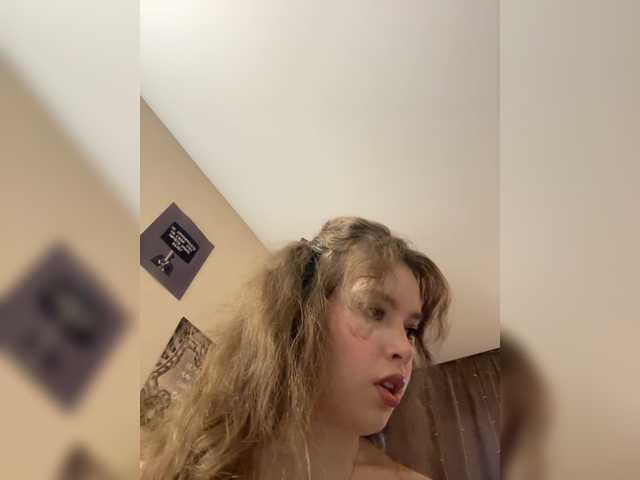 LadyEmily live cam on BongaCams