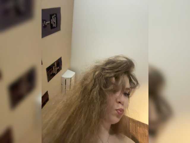 LadyEmily live cam on BongaCams