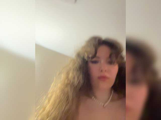 LadyEmily live cam on BongaCams