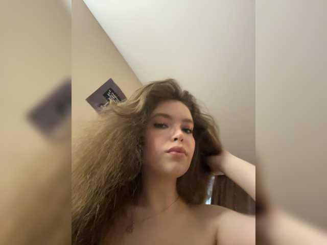 LadyEmily live cam on BongaCams