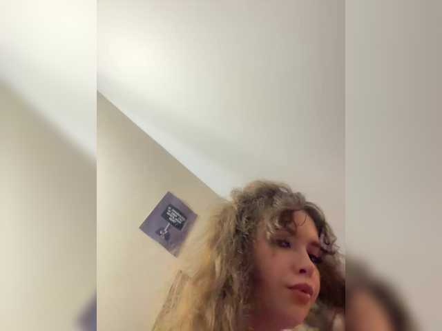 LadyEmily live cam on BongaCams