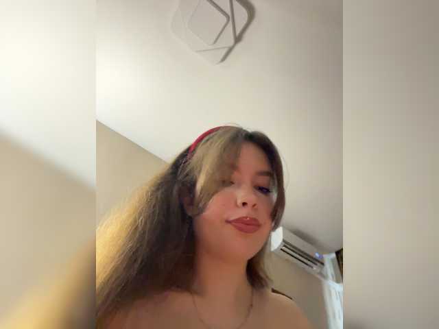 LadyEmily live cam on BongaCams