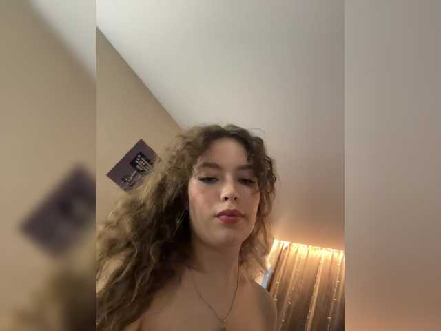 LadyEmily live cam on BongaCams