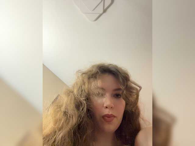 LadyEmily live cam on BongaCams