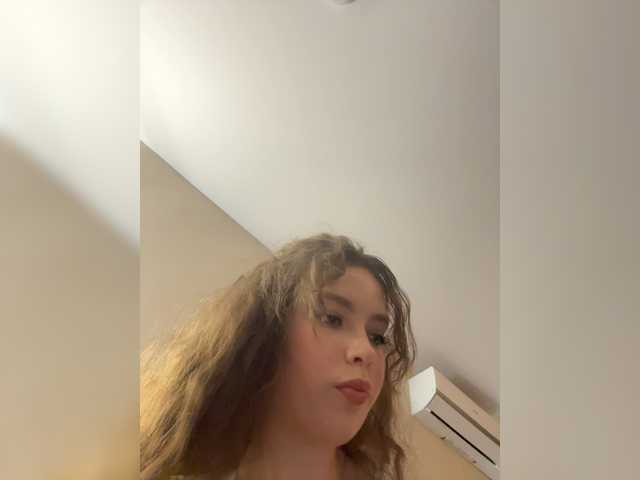 LadyEmily live cam on BongaCams