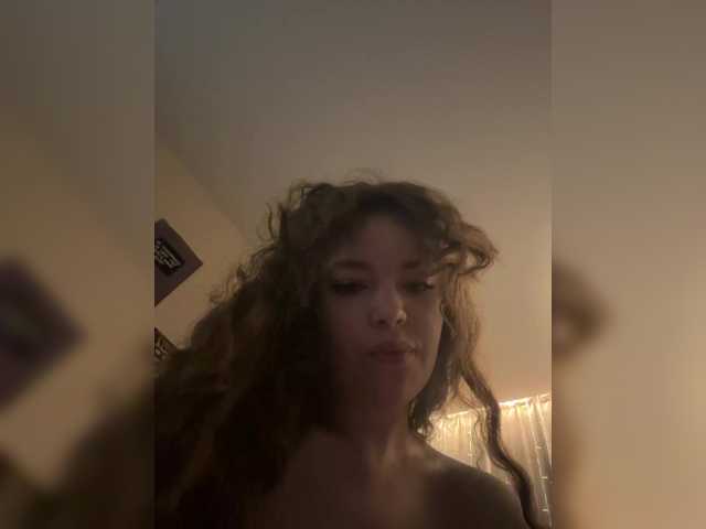 LadyEmily live cam on BongaCams