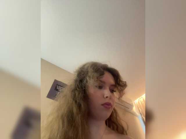 LadyEmily live cam on BongaCams