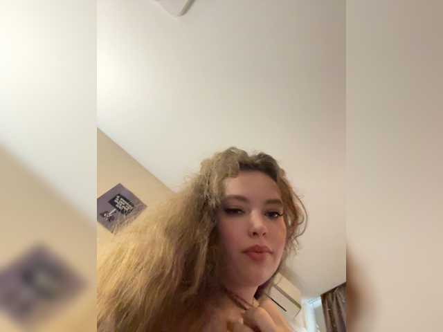 LadyEmily live cam on BongaCams