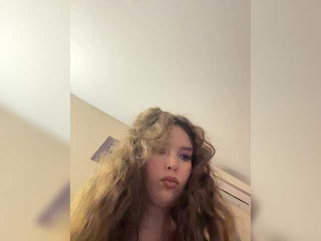 LadyEmily live cam on BongaCams