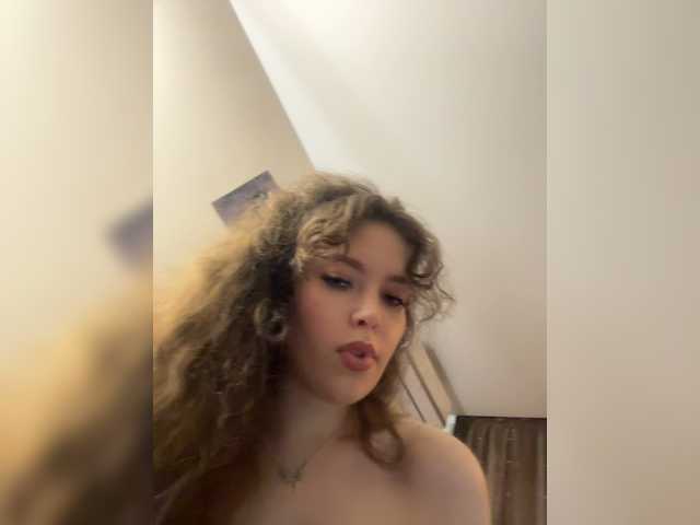 ladyemily live sex show