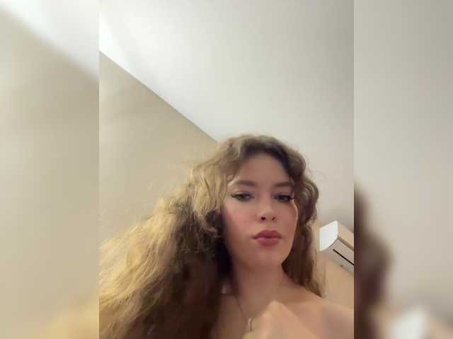LadyEmily live cam on BongaCams