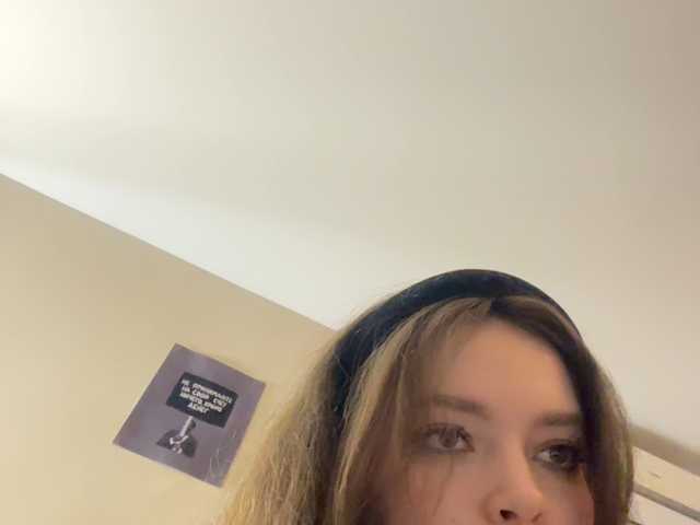 LadyEmily chat room