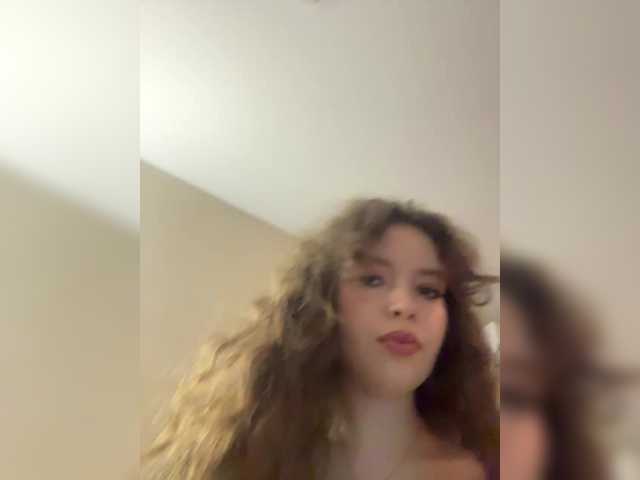 LadyEmily live cam on BongaCams