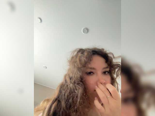 LadyEmily live cam on BongaCams