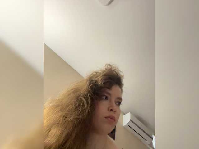 LadyEmily live cam on BongaCams
