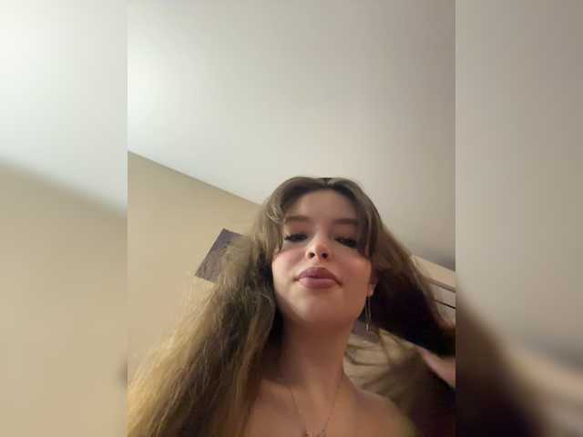 LadyEmily live cam on BongaCams