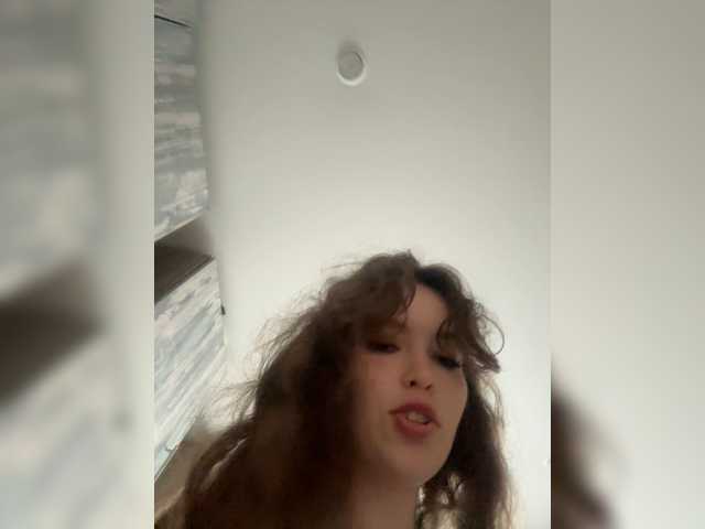 LadyEmily live cam on BongaCams