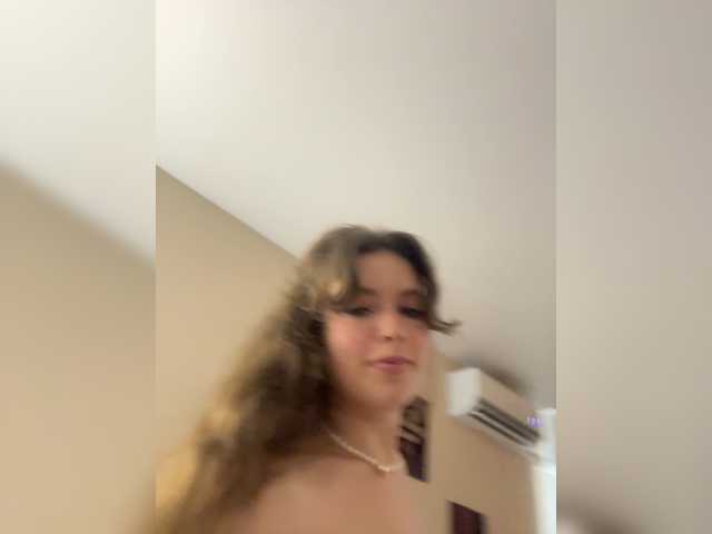 LadyEmily live cam on BongaCams