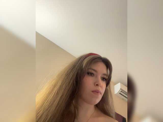 LadyEmily live cam on BongaCams