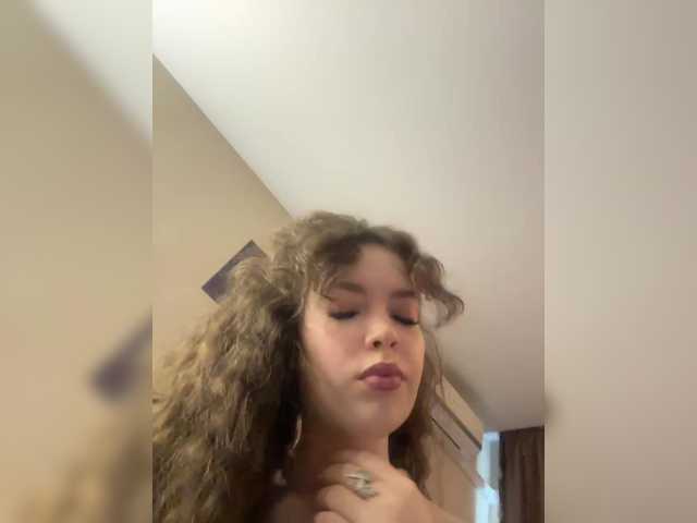 LadyEmily live cam on BongaCams
