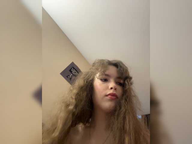 LadyEmily live cam on BongaCams