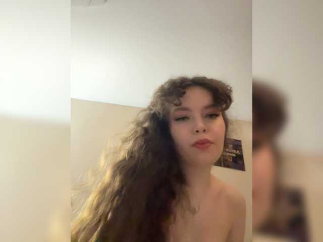 LadyEmily live cam on BongaCams