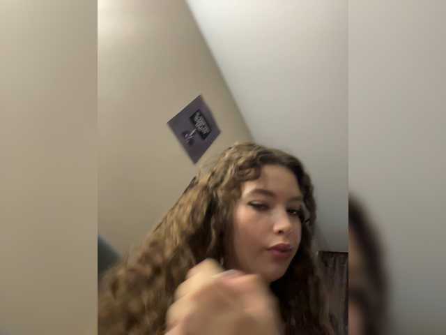 LadyEmily live cam