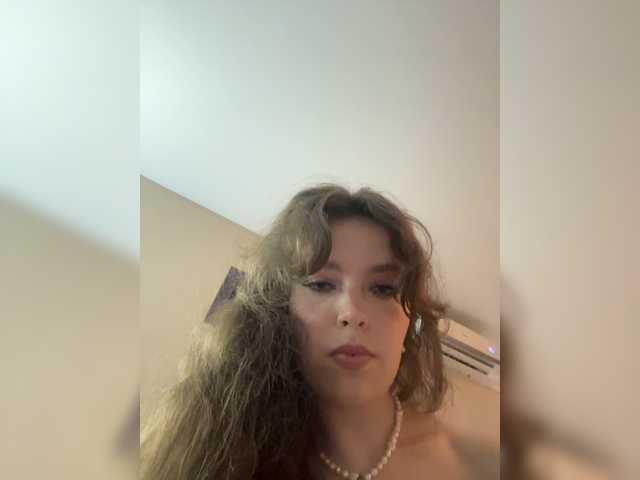 LadyEmily live cam on BongaCams