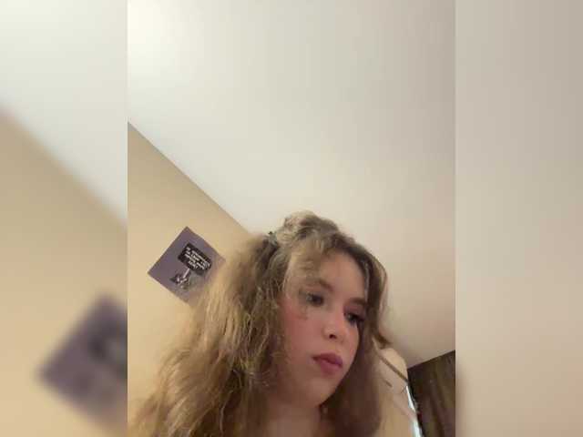 LadyEmily live cam on BongaCams