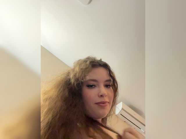 LadyEmily live cam on BongaCams