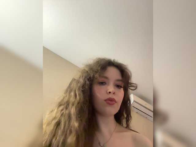 LadyEmily live cam on BongaCams