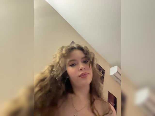 LadyEmily live cam on BongaCams
