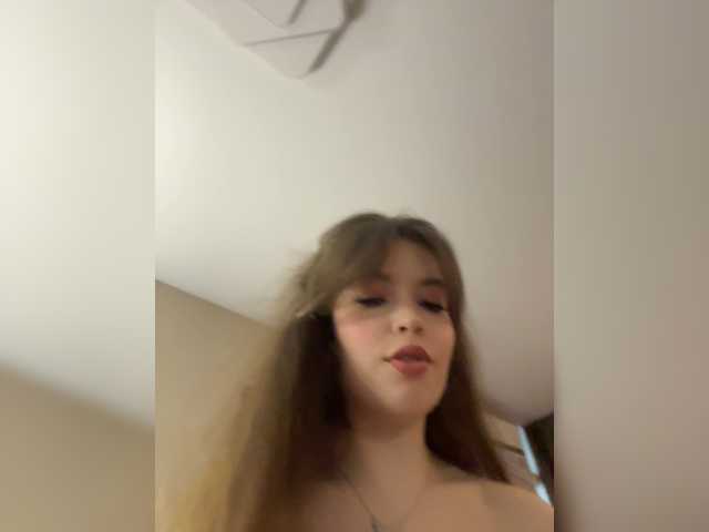 LadyEmily live cam on BongaCams