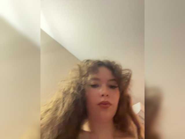 LadyEmily live cam on BongaCams