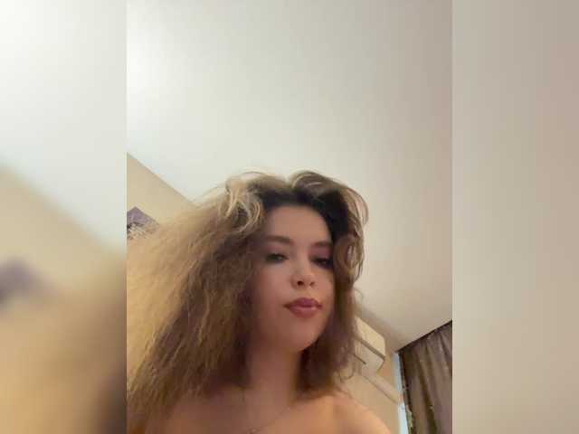 LadyEmily live cam on BongaCams