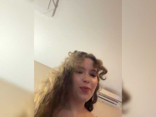 Live трансляция YourLadyyy - slutnetki.online