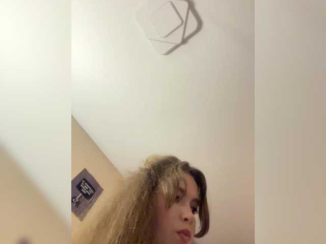 Live трансляция YourLadyyy - slutnetki.online