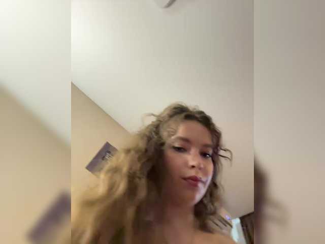 LadyEmily live cam on BongaCams