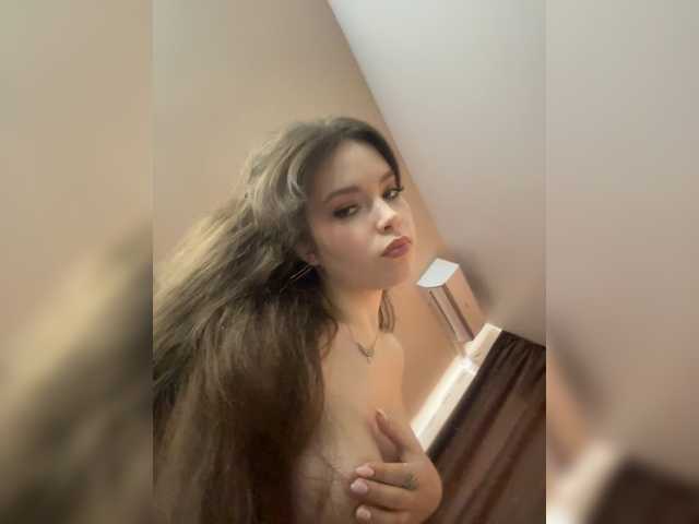 LadyEmily live cam on BongaCams